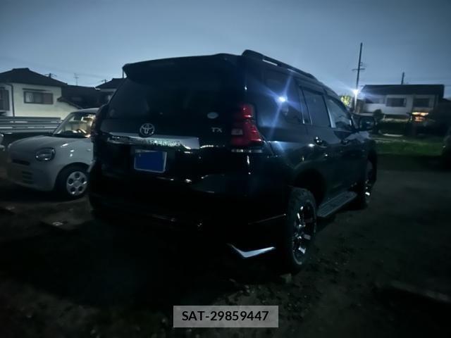 Toyota LAND CRUISER PRADO 2018-03 7358375-2