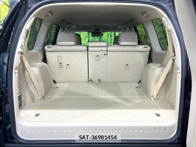 Toyota LAND CRUISER PRADO 2022-05 7358363-10