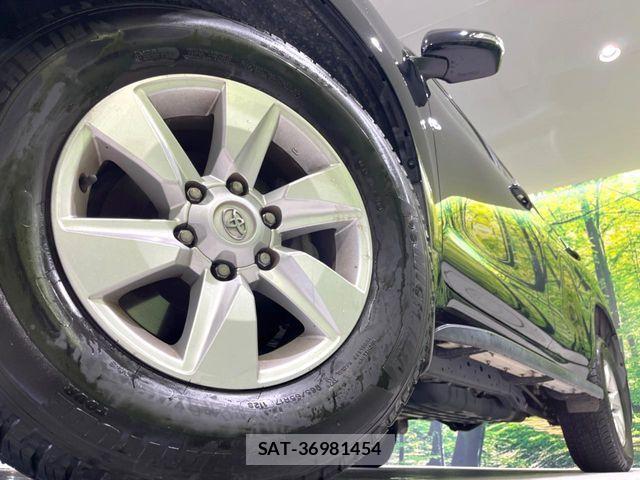 Toyota LAND CRUISER PRADO 2022-05 7358363-13