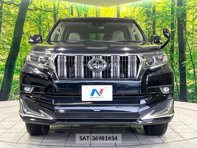 Toyota LAND CRUISER PRADO 2022-05 7358363-14