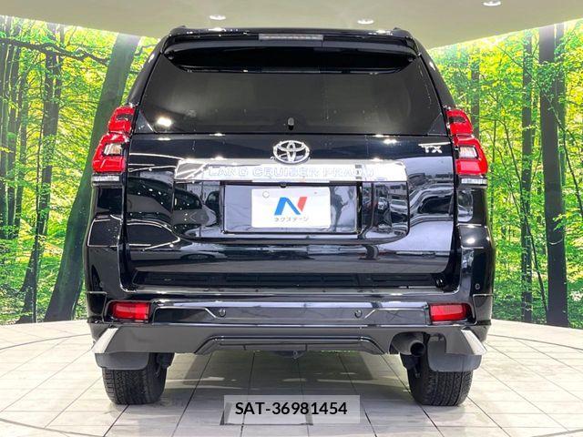 Toyota LAND CRUISER PRADO 2022-05 7358363-15