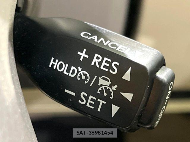 Toyota LAND CRUISER PRADO 2022-05 7358363-6