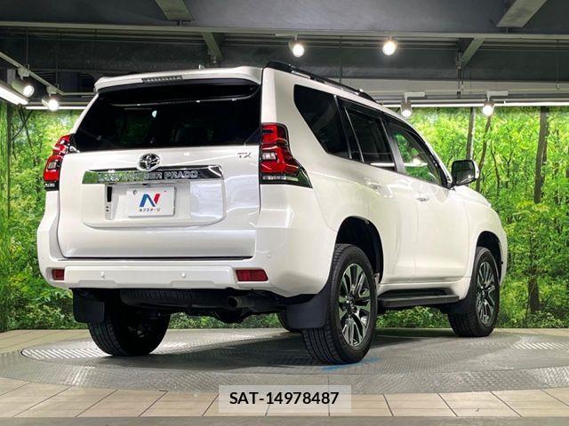 Toyota LAND CRUISER PRADO 2023-03 7358358-17