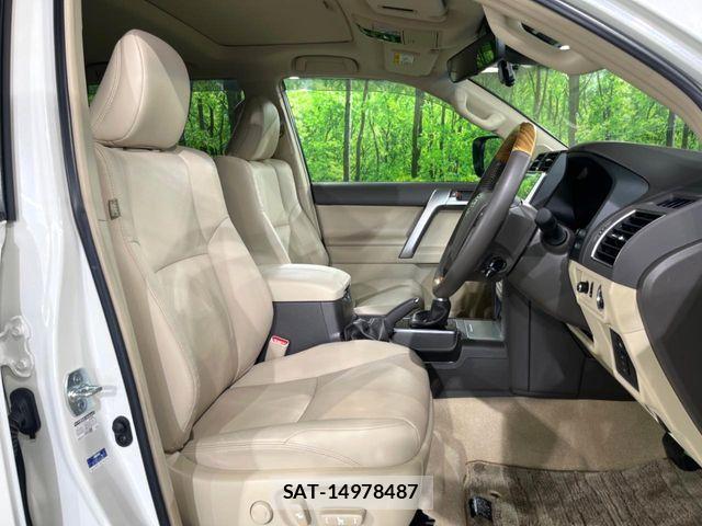Toyota LAND CRUISER PRADO 2023-03 7358358-7