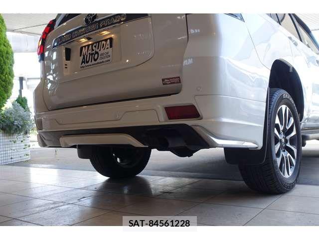 Toyota LAND CRUISER PRADO 2023-04 7358351-16