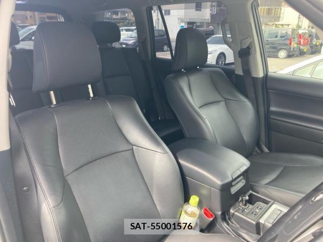 Toyota LAND CRUISER PRADO 2018-03 7358364-13
