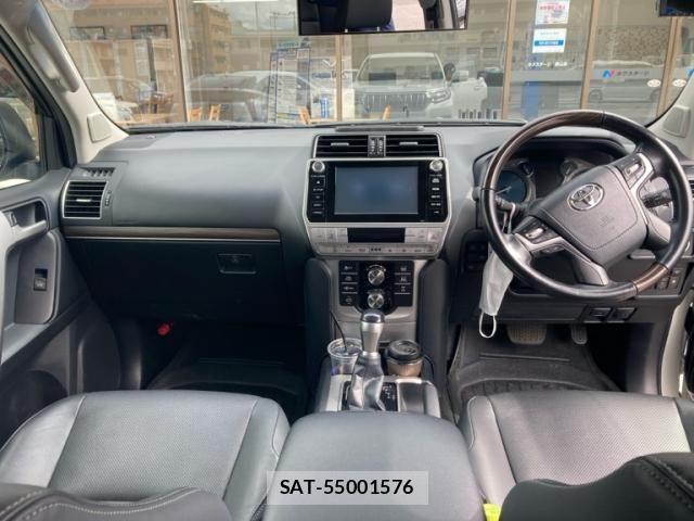 Toyota LAND CRUISER PRADO 2018-03 7358364-15