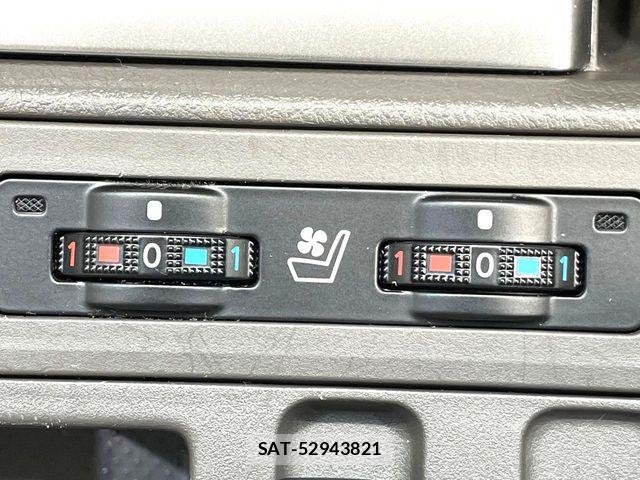 Toyota LAND CRUISER PRADO 2023-04 7358356-6