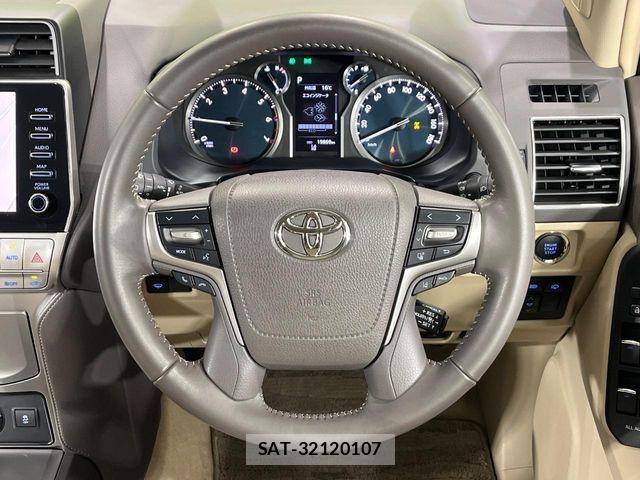 Toyota LAND CRUISER PRADO 2023-02 7358353-11