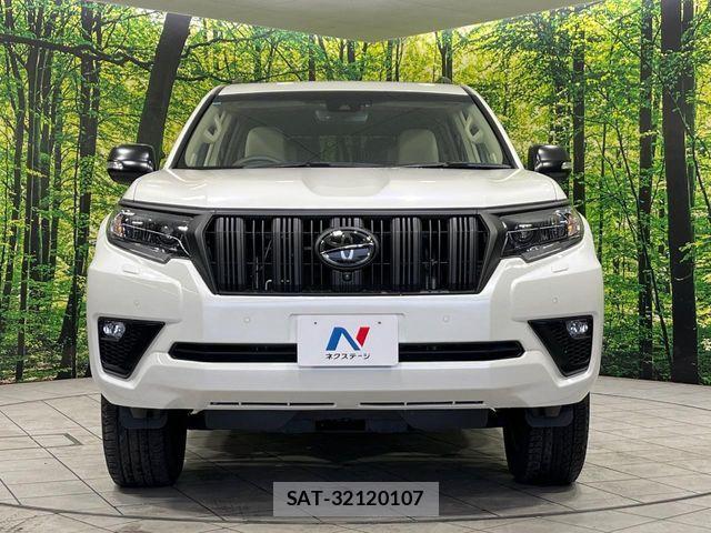 Toyota LAND CRUISER PRADO 2023-02 7358353-14