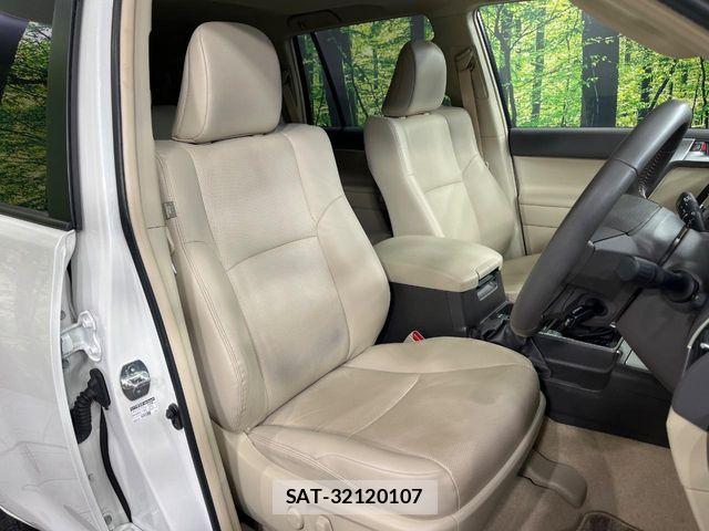 Toyota LAND CRUISER PRADO 2023-02 7358353-7