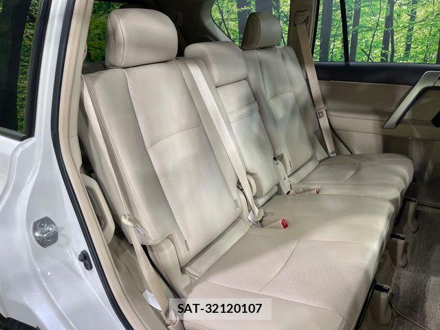 Toyota LAND CRUISER PRADO 2023-02 7358353-8