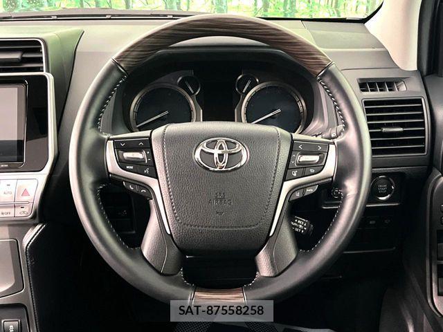 Toyota LAND CRUISER PRADO 2022-03 7358362-11