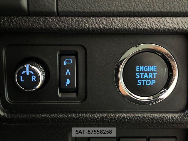 Toyota LAND CRUISER PRADO 2022-03 7358362-6