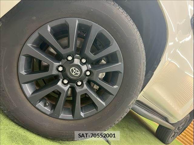 Toyota LAND CRUISER PRADO 2023-04 7358359-10
