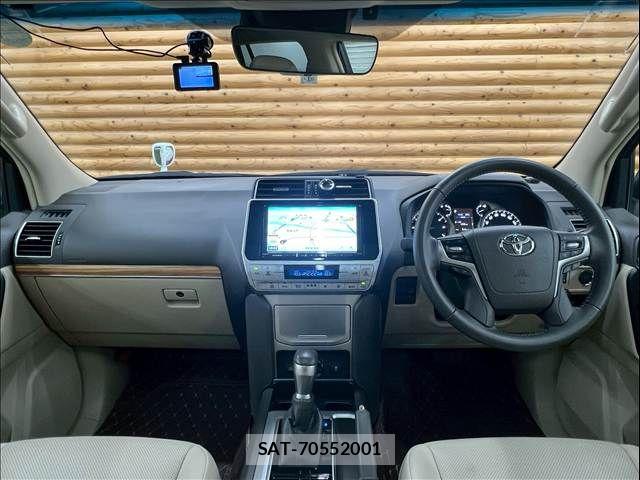 Toyota LAND CRUISER PRADO 2023-04 7358359-2