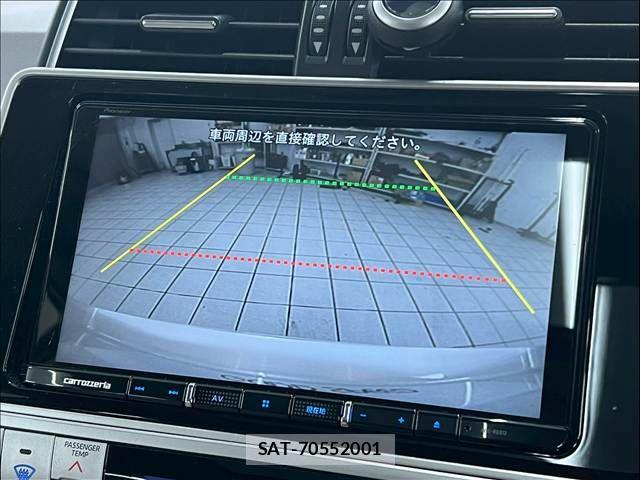 Toyota LAND CRUISER PRADO 2023-04 7358359-4