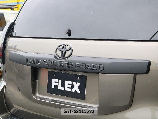 Toyota LAND CRUISER PRADO 2017-01 7358371-19