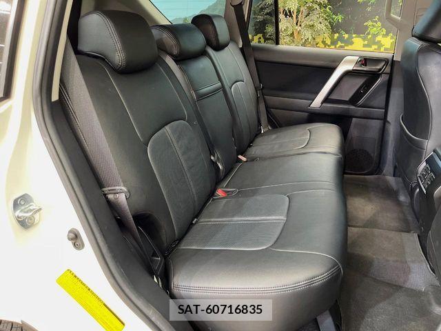 Toyota LAND CRUISER PRADO 2019-06 7358366-9