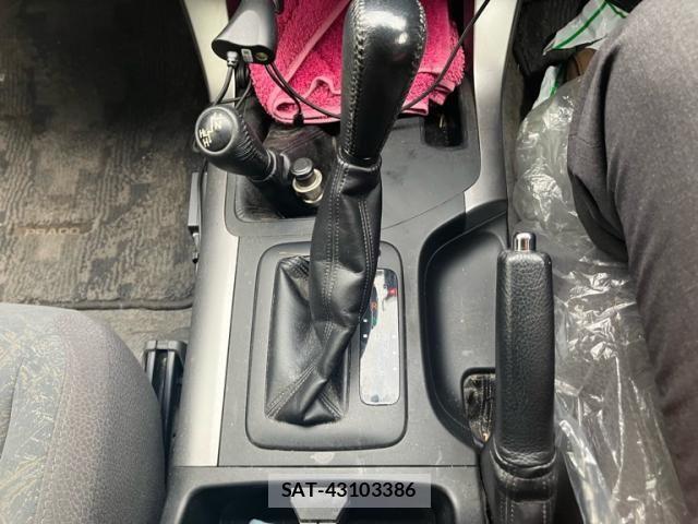 Toyota LAND CRUISER PRADO 2006-02 7358378-16