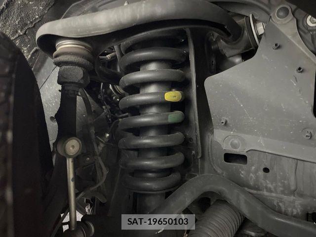 Toyota LAND CRUISER PRADO 2023-04 7358350-19