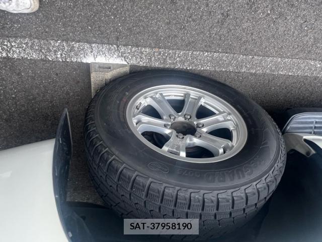 Toyota LAND CRUISER PRADO 2011-06 7358373-2
