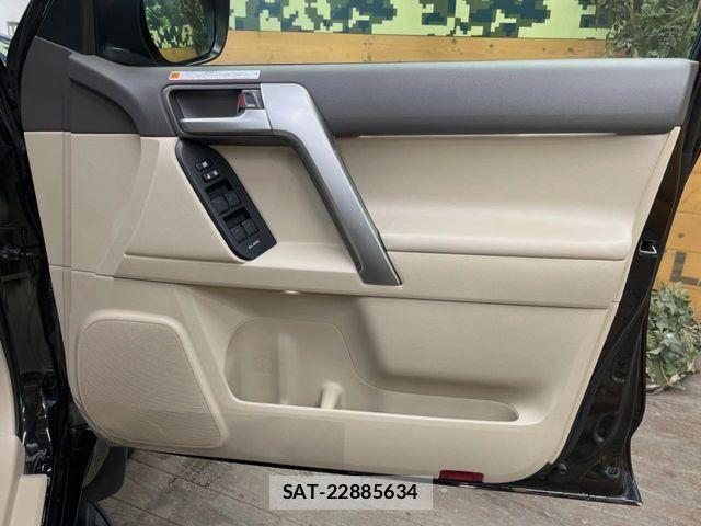 Toyota LAND CRUISER PRADO 2023-07 7358347-11