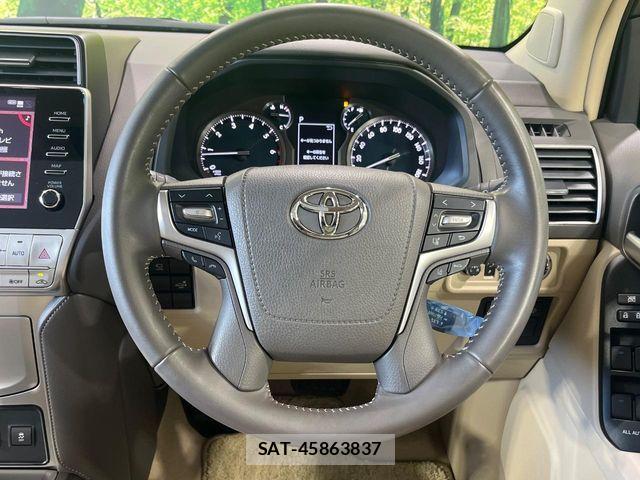 Toyota LAND CRUISER PRADO 2023-10 7392563-11