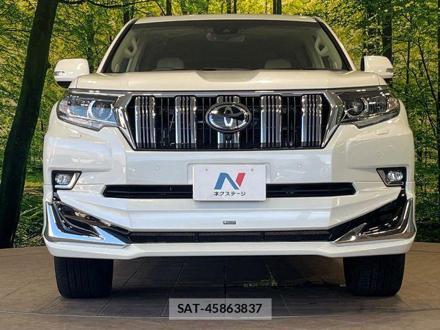 Toyota LAND CRUISER PRADO 2023-10 7392563-14