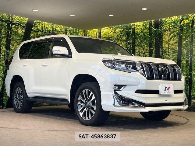Toyota LAND CRUISER PRADO 2023-10 7392563-16