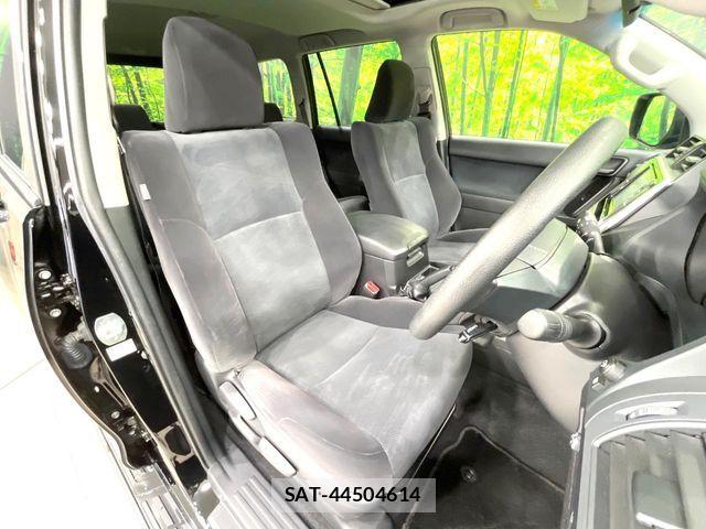 Toyota LAND CRUISER PRADO 2023-06 7392581-7
