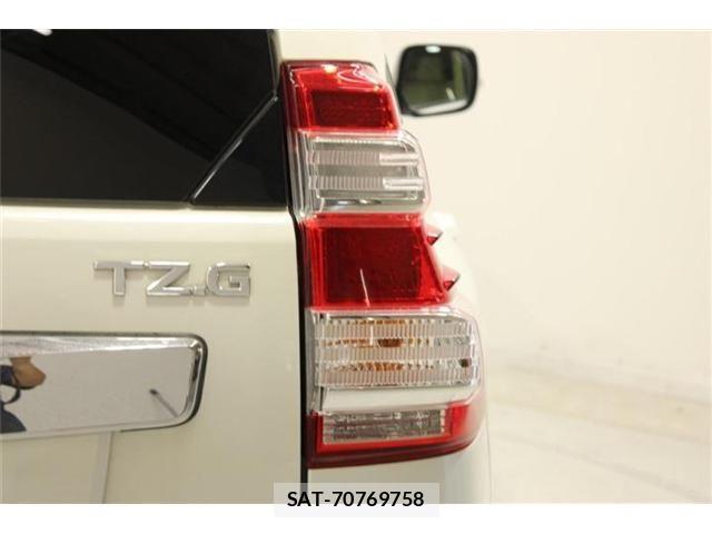 Toyota LAND CRUISER PRADO 2015-08 7392590-18