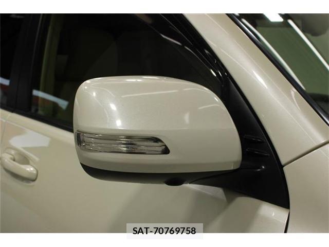 Toyota LAND CRUISER PRADO 2015-08 7392590-21