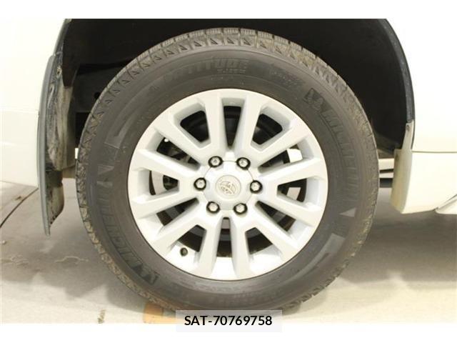 Toyota LAND CRUISER PRADO 2015-08 7392590-23