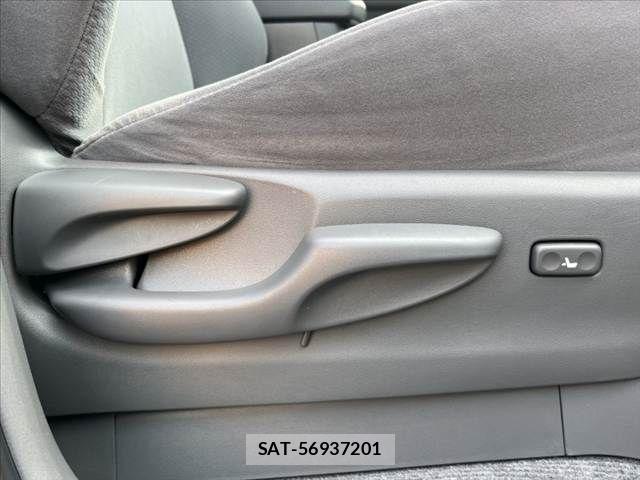 Toyota LAND CRUISER PRADO 2012-01 7392593-24
