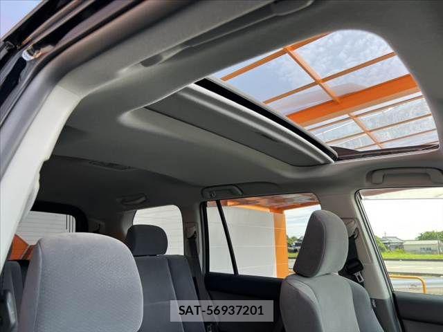 Toyota LAND CRUISER PRADO 2012-01 7392593-2