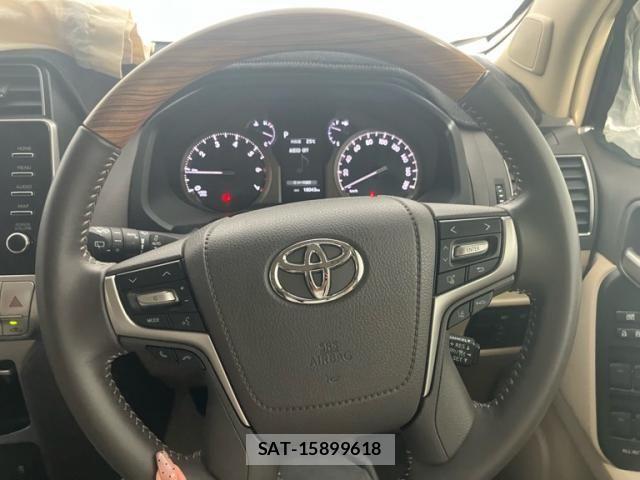 Toyota LAND CRUISER PRADO 2023-02 7392562-9