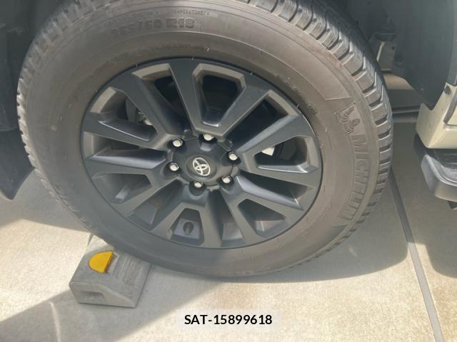 Toyota LAND CRUISER PRADO 2023-02 7392562-5