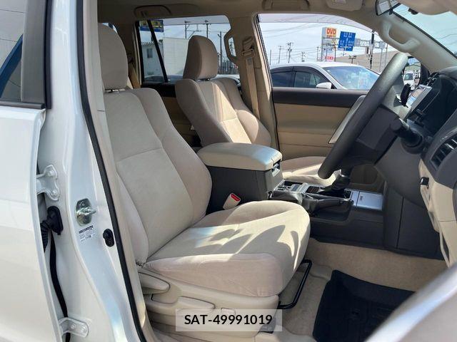 Toyota LAND CRUISER PRADO 2023-08 7392582-7