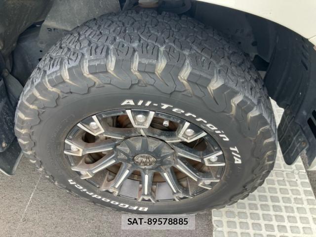 Toyota LAND CRUISER PRADO 2013-10 7392599-7