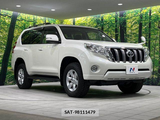 Toyota LAND CRUISER PRADO 2017-05 7392597-15