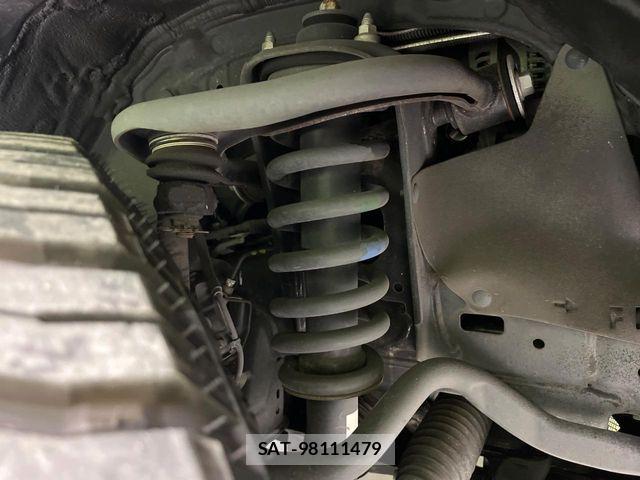 Toyota LAND CRUISER PRADO 2017-05 7392597-19