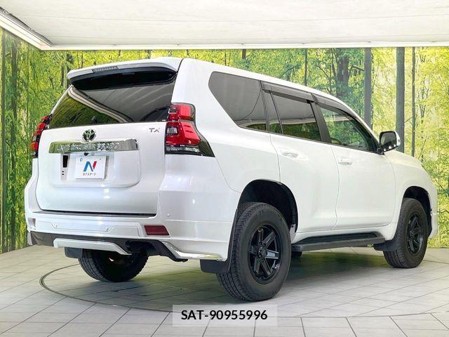 Toyota LAND CRUISER PRADO 2022-06 7392579-17