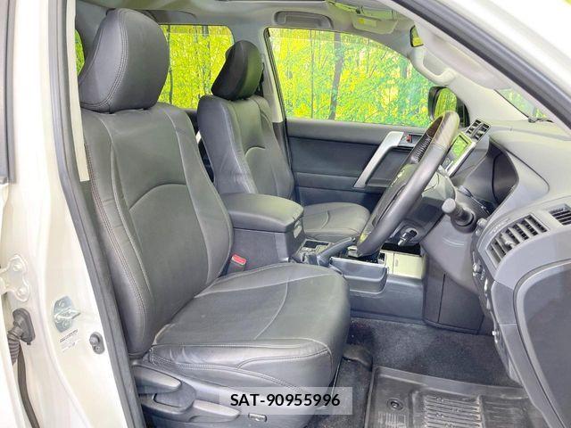 Toyota LAND CRUISER PRADO 2022-06 7392579-7