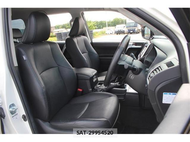 Toyota LAND CRUISER PRADO 2018-10 7392576-21