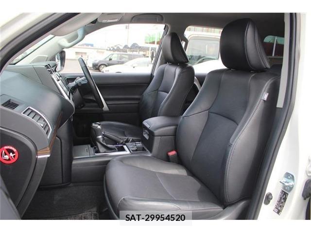 Toyota LAND CRUISER PRADO 2018-10 7392576-25