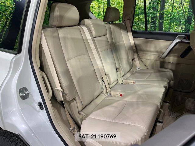 Toyota LAND CRUISER PRADO 2023-06 7392574-9