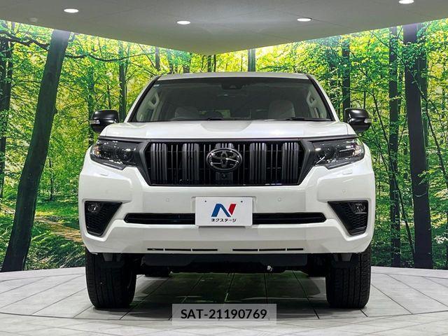 Toyota LAND CRUISER PRADO 2023-06 7392574-15