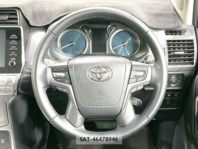 Toyota LAND CRUISER PRADO 2023-02 7392564-10