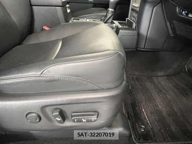 Toyota LAND CRUISER PRADO 2020-01 7392566-14